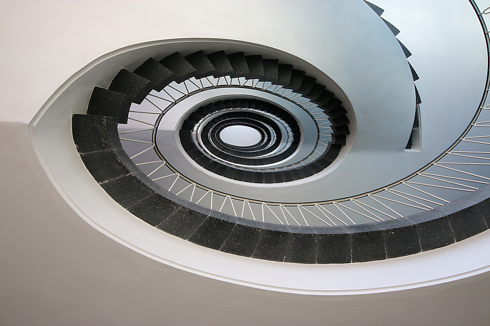 Spirale Foto & Bild münchen, architektur, treppe Bilder auf