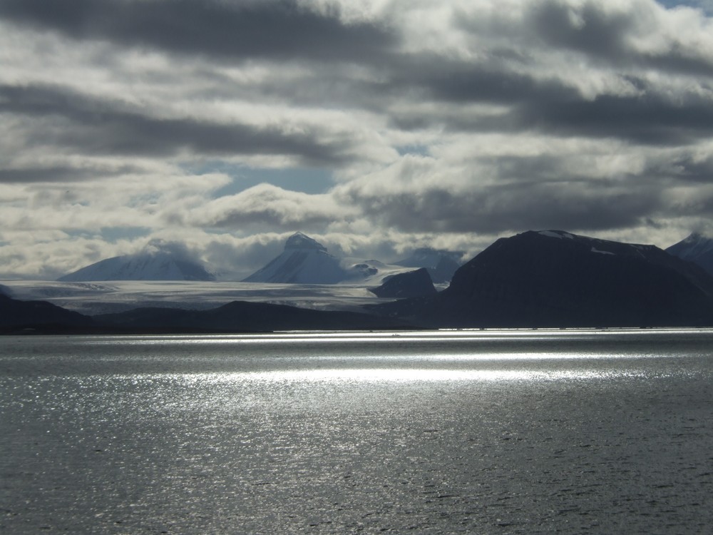 Spitzbergen Bucht von Ny Alesund