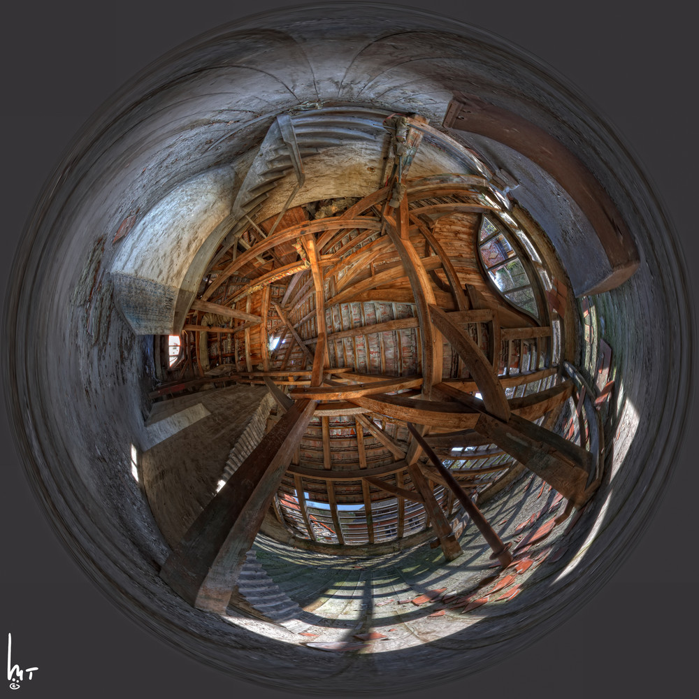 Spitzdach - 360° Ansicht