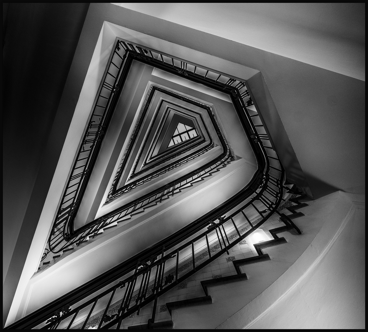 " Spitzen-Treppe "