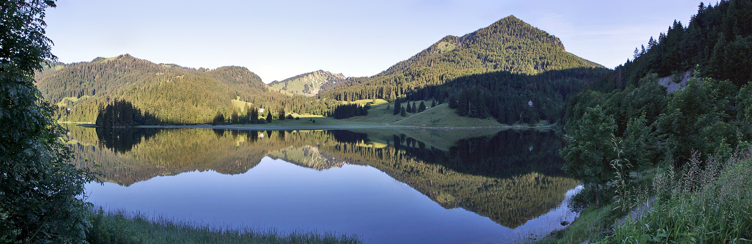 Spitzingseespiegelung vom feinsten an diesem Morgen des...