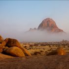 Spitzkoppe im Nebel