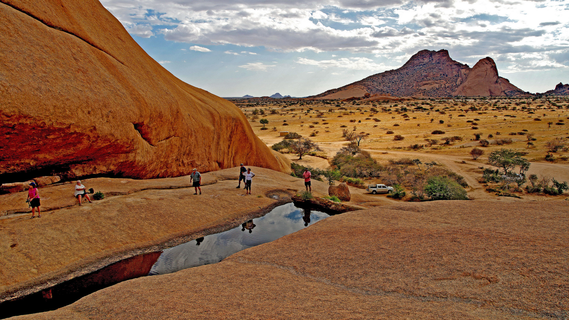 Spitzkoppe / Namibia  ... und doch gibt es Wasser