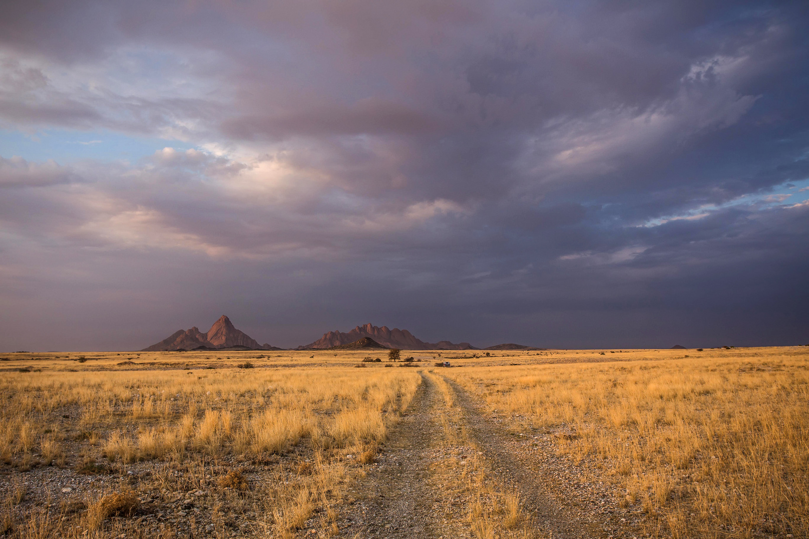 Spitzkoppe Storm