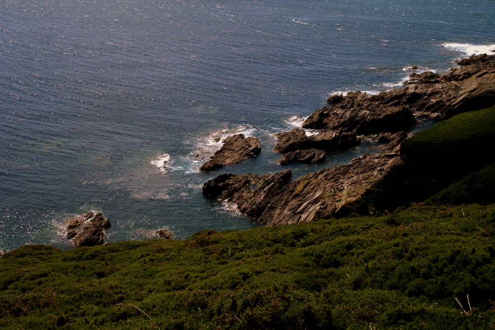 Splashes on the rocks