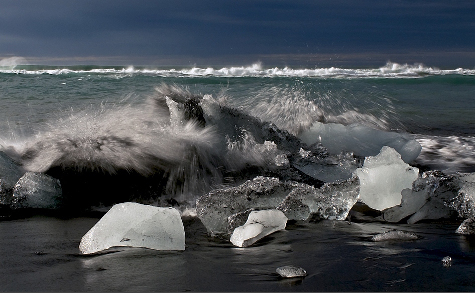 splashing against the ice