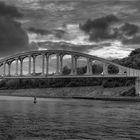  Spoorbrug over het Albertkanaal .....