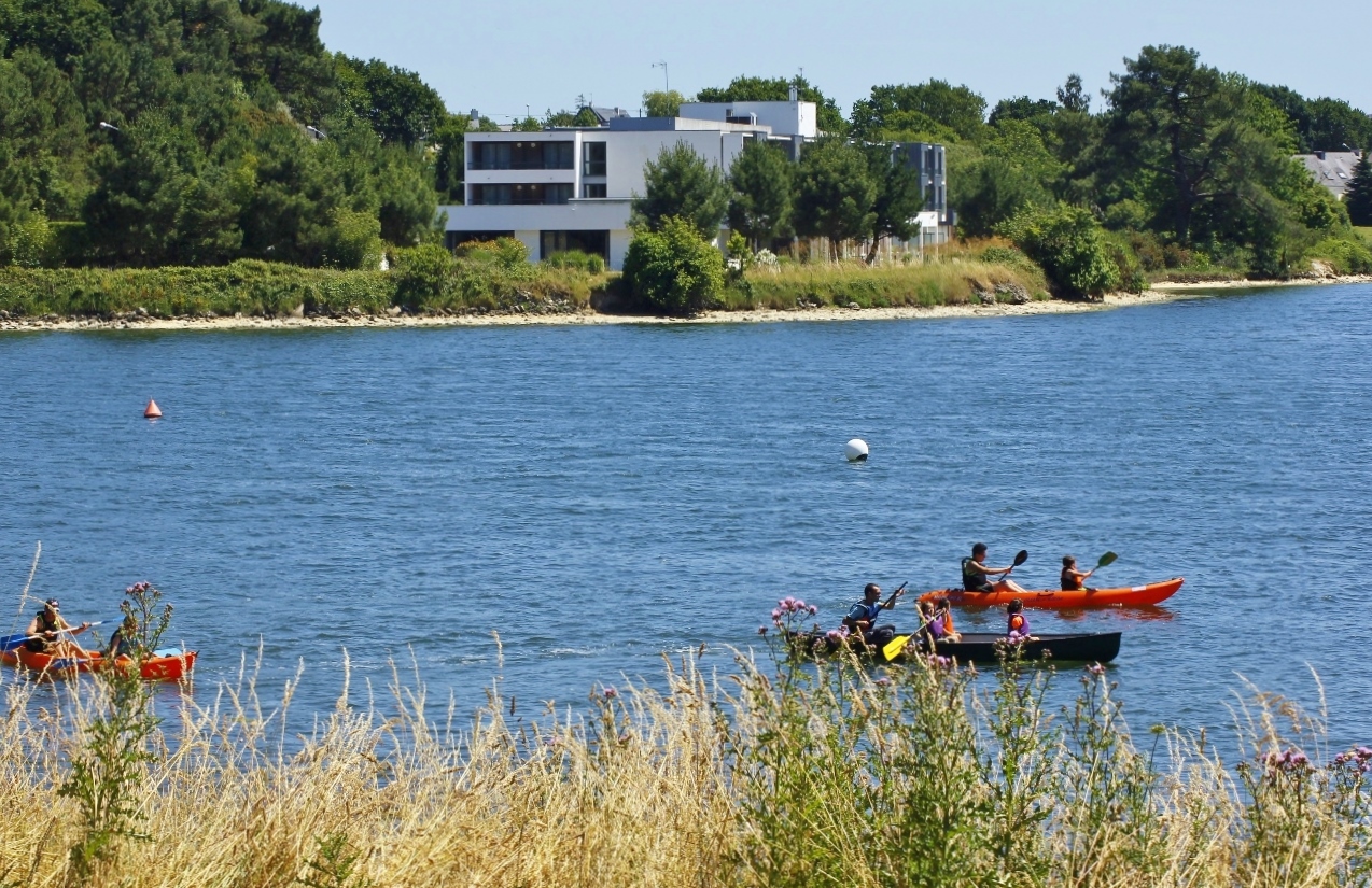 Sport aquatique sur l'étang du Ter