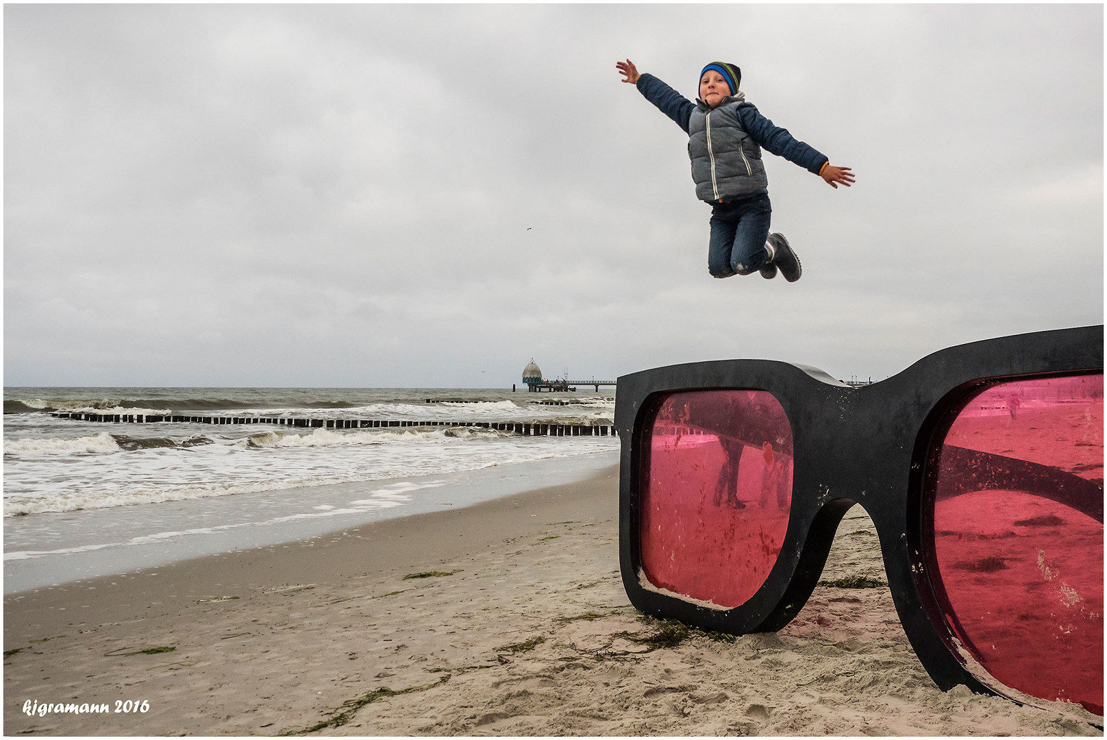 sportlich am strand von........