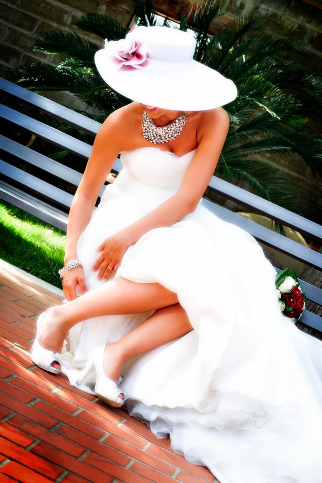 sposa con cappello