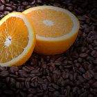 Spot: Orange auf Kaffee