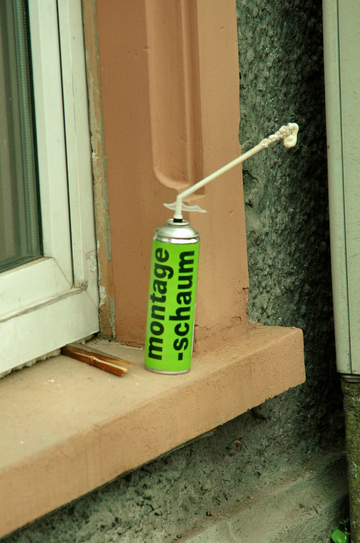 spray can.