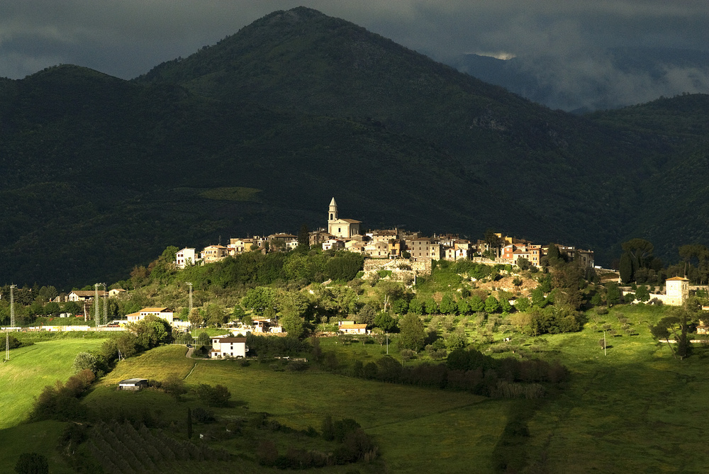 Sprazzi di luce sulle colline