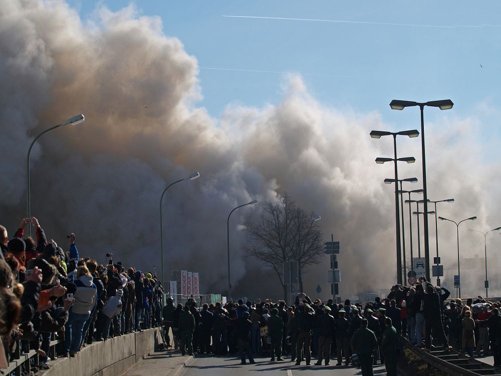 Sprengung Agfa Hochhaus am 17.02.2008 in München