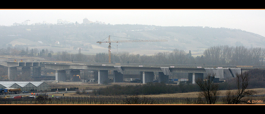 Sprengung der Autobahnbrücke A3 bei Würzburg / Randersacker