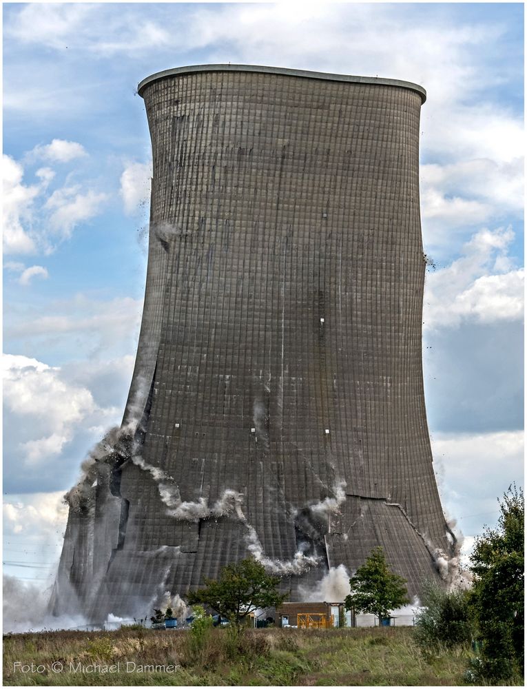 Sprengung Kühlturm in Hamm