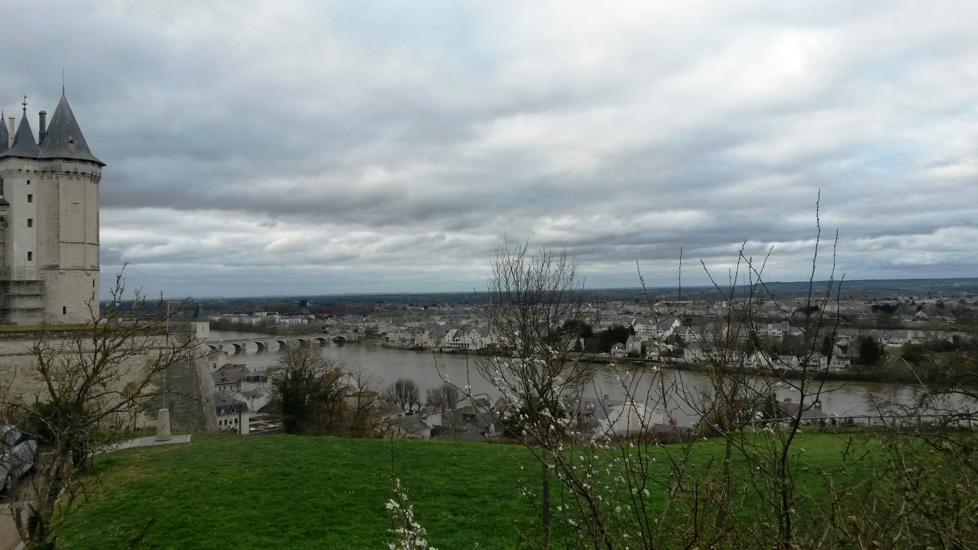 Spring arrival Loire