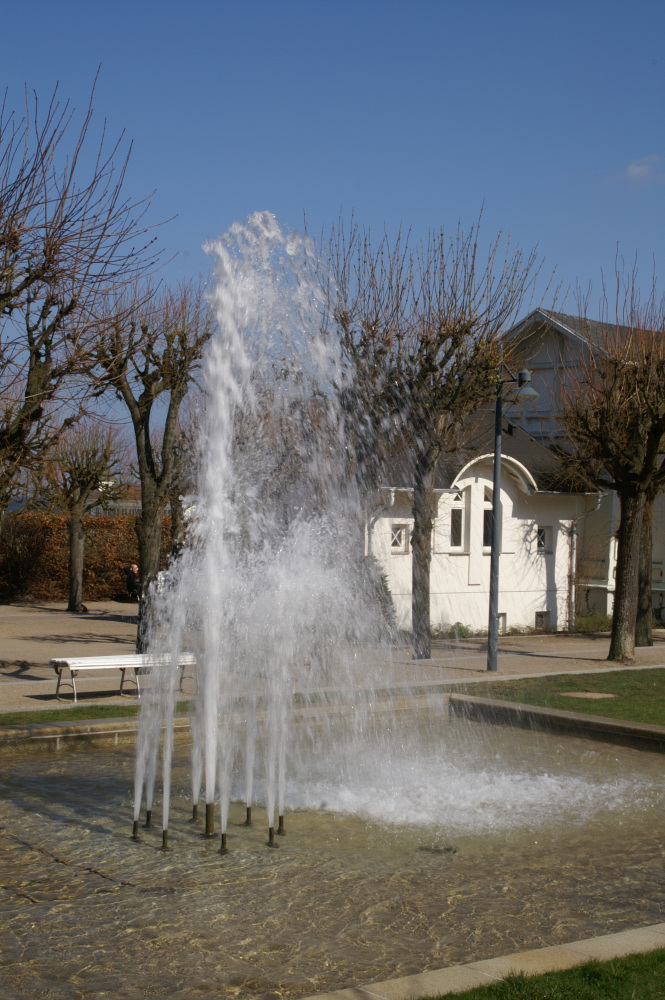 Spring, Brunnen!