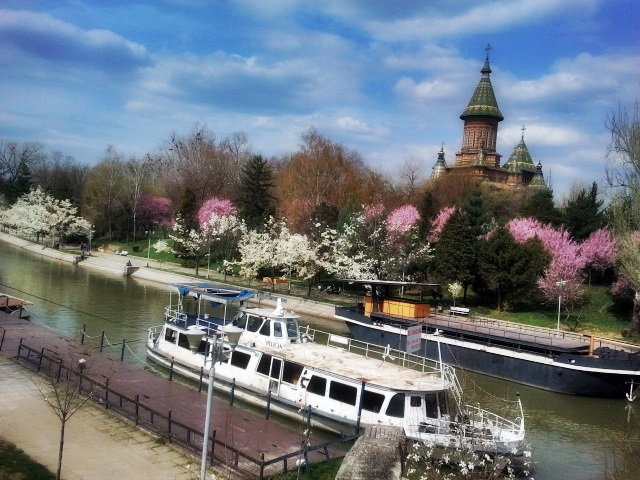 SPRING IN MY TOWN