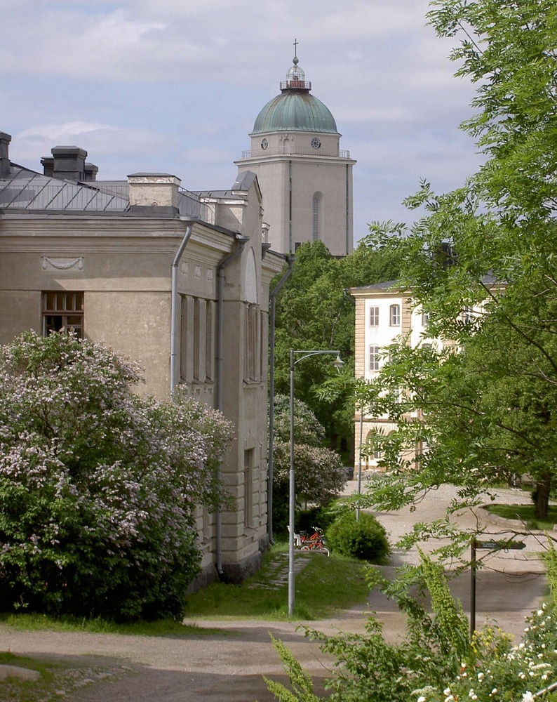 Spring in Suomenlinna