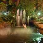 Springbrunnen am Abend im Jardim Municipal in Funchal