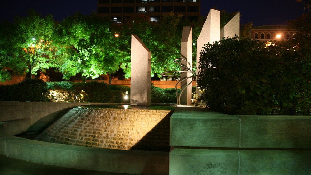 Springbrunnen mit Denkmal