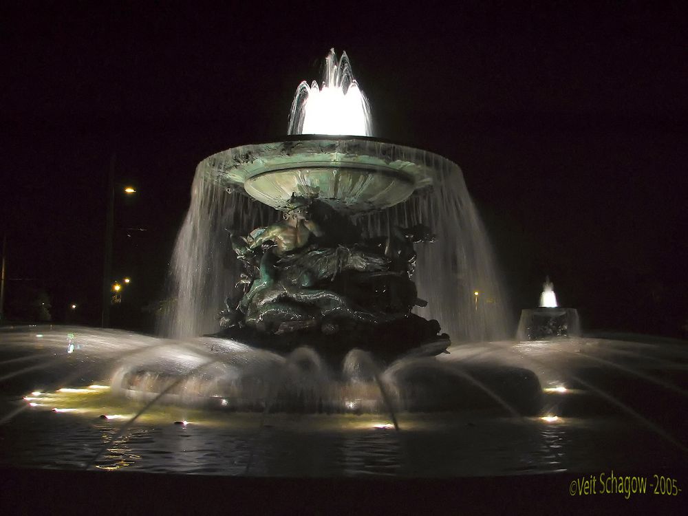 Springbrunnen "Stilles Wasser", Dresden, Albertplatz