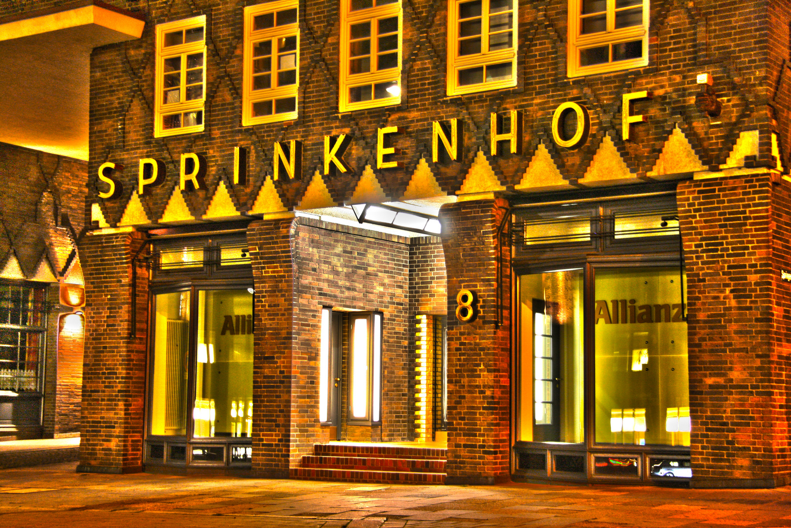 Sprinkenhof Haupteingang HDR Nacht