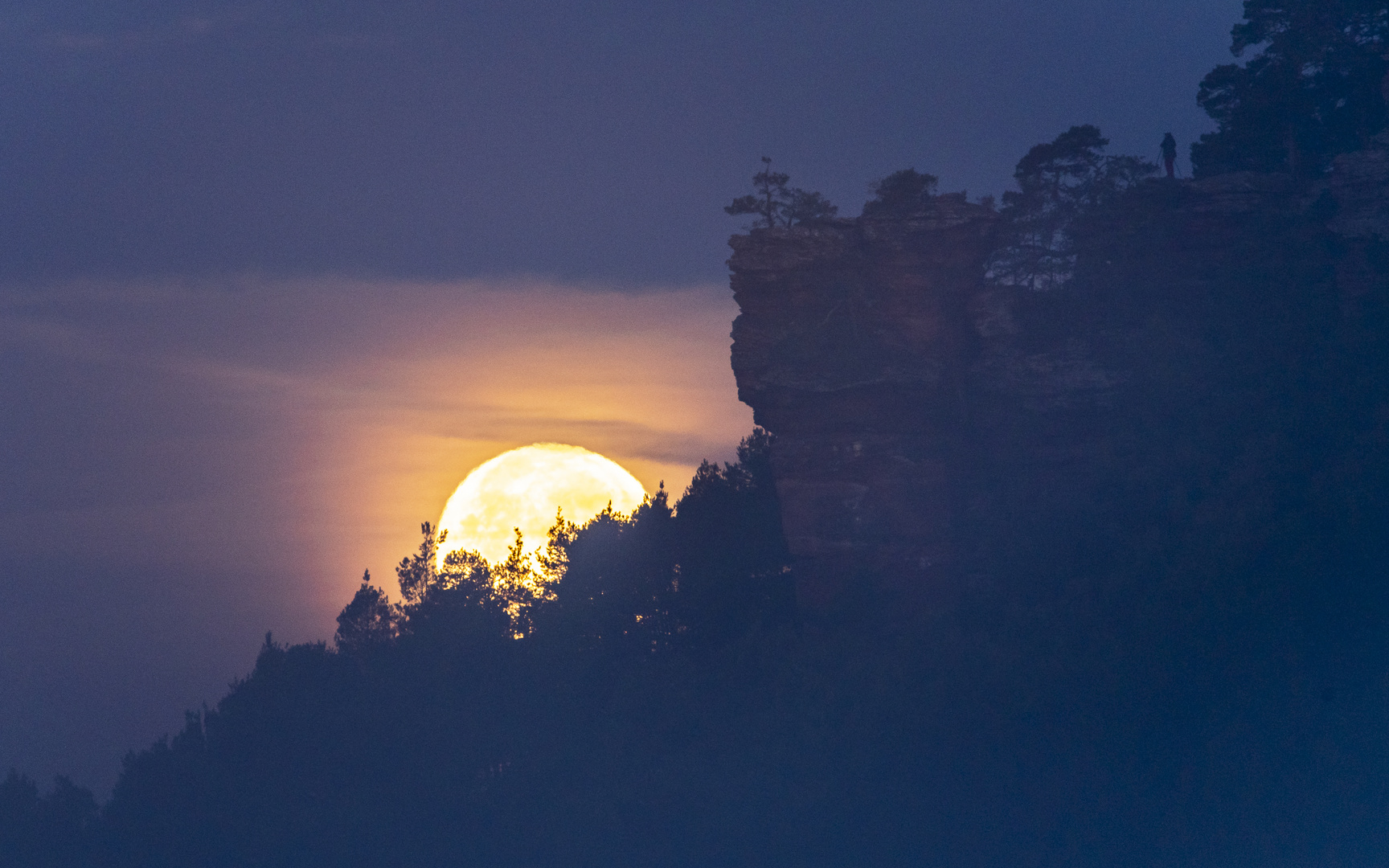 Sprinzelfelsen Mond