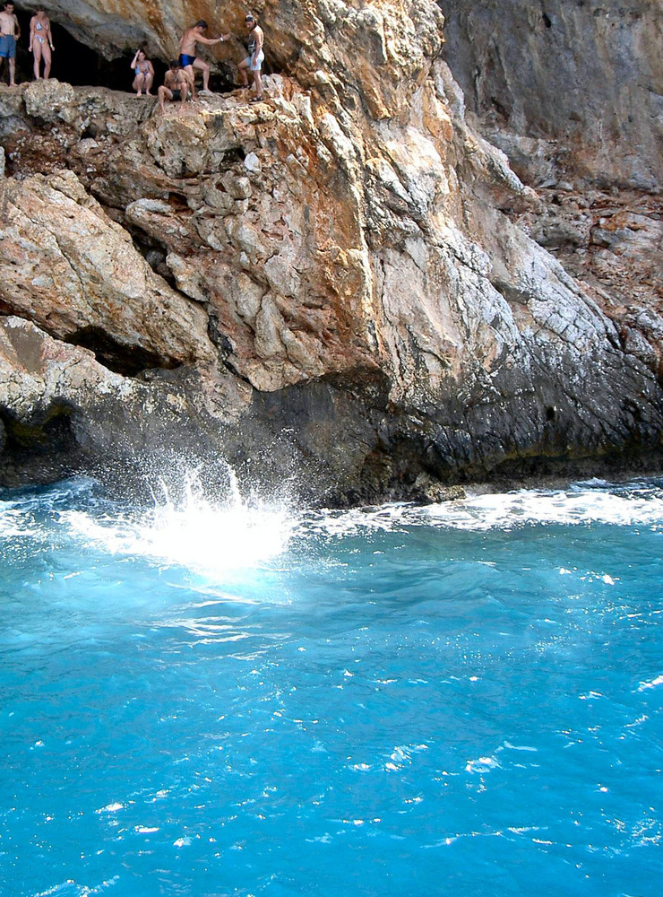 Sprung aus der Liebeshöhle