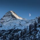 Spunta la luna dal monte