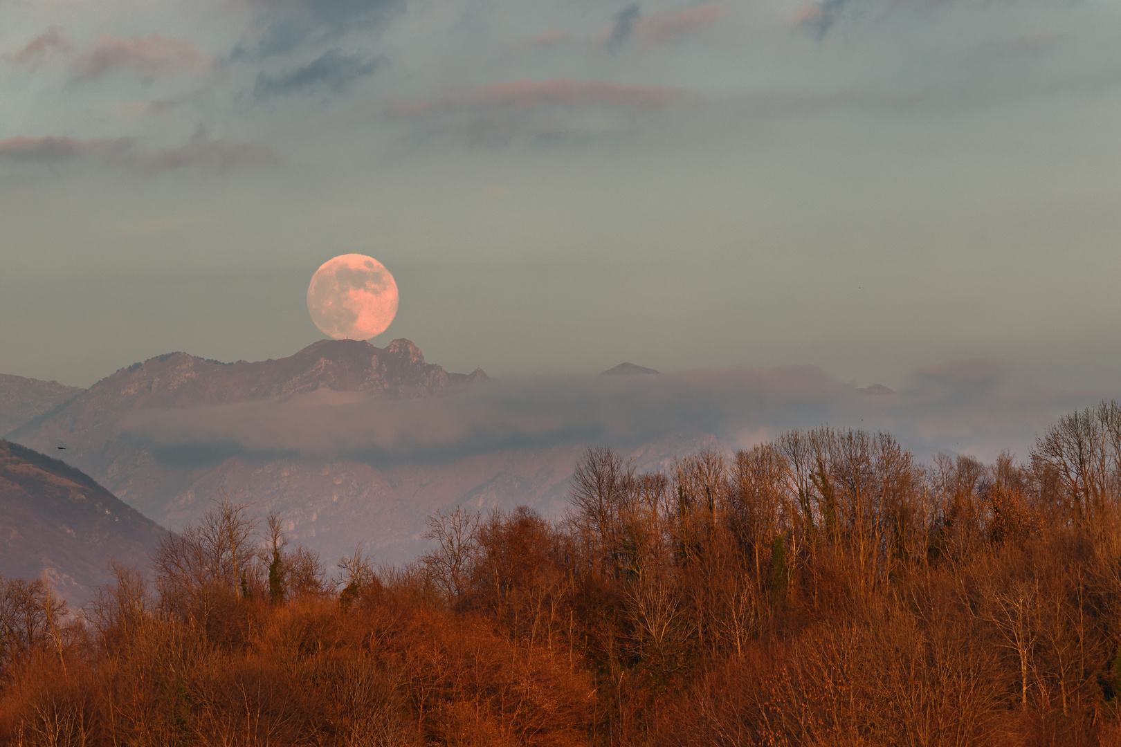 ... Spunta la Luna dal Monte ...