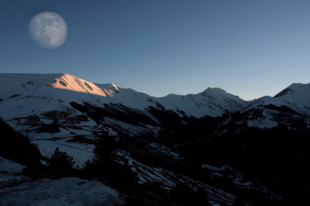 Spunta la luna dal monte