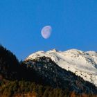 spunta la luna dal monte