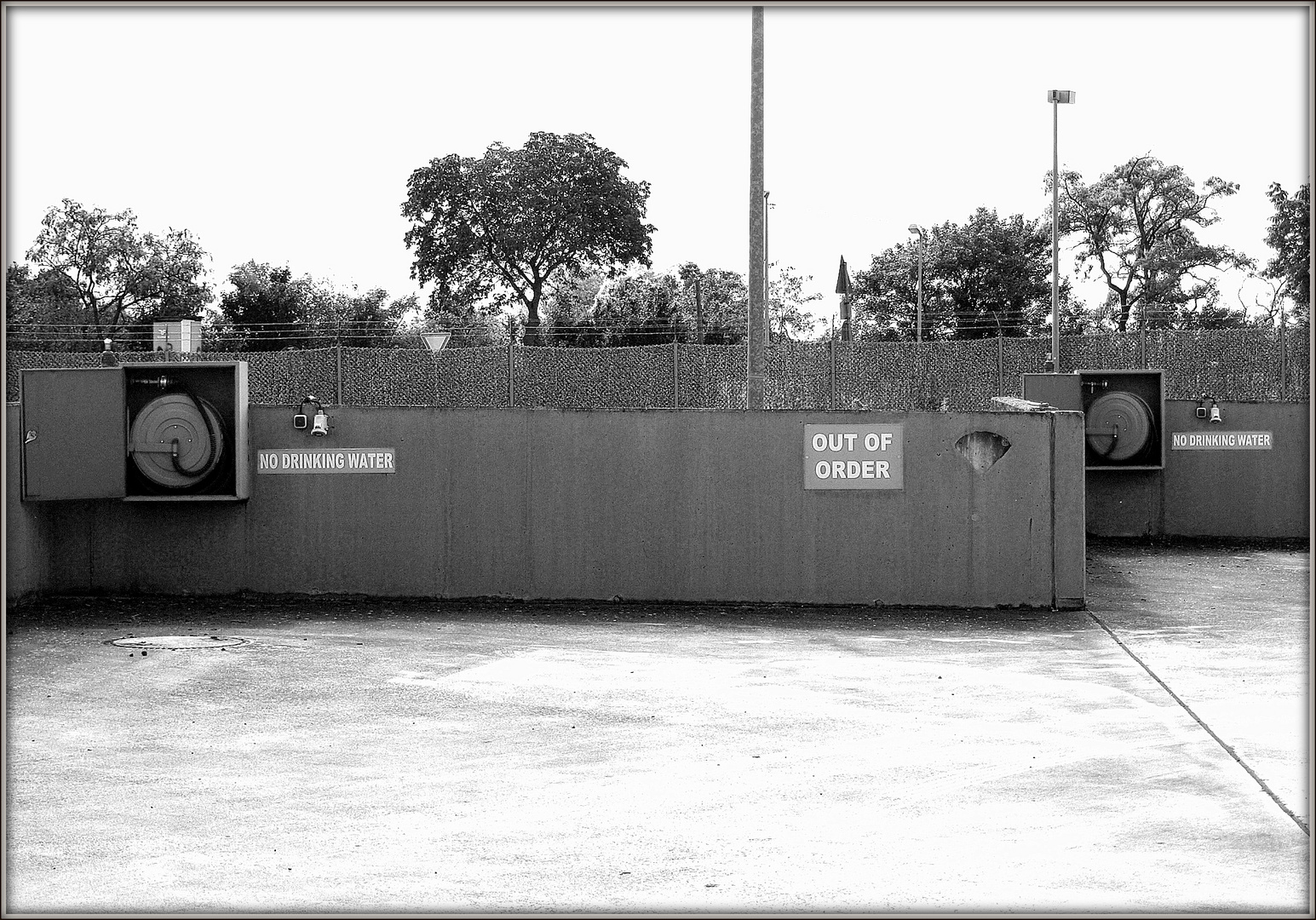 Spuren (4) - Spinelli Barracks - Out of Order