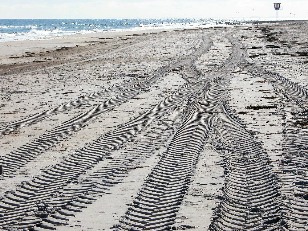 Spuren am Strand