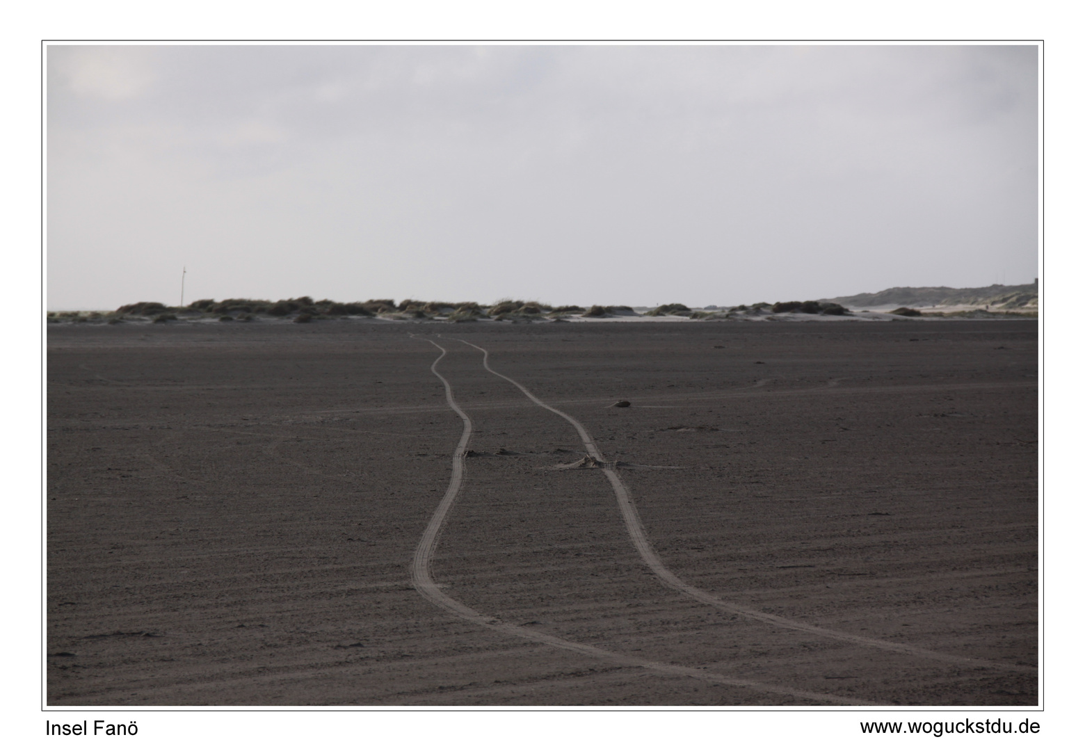 Spuren am Strand