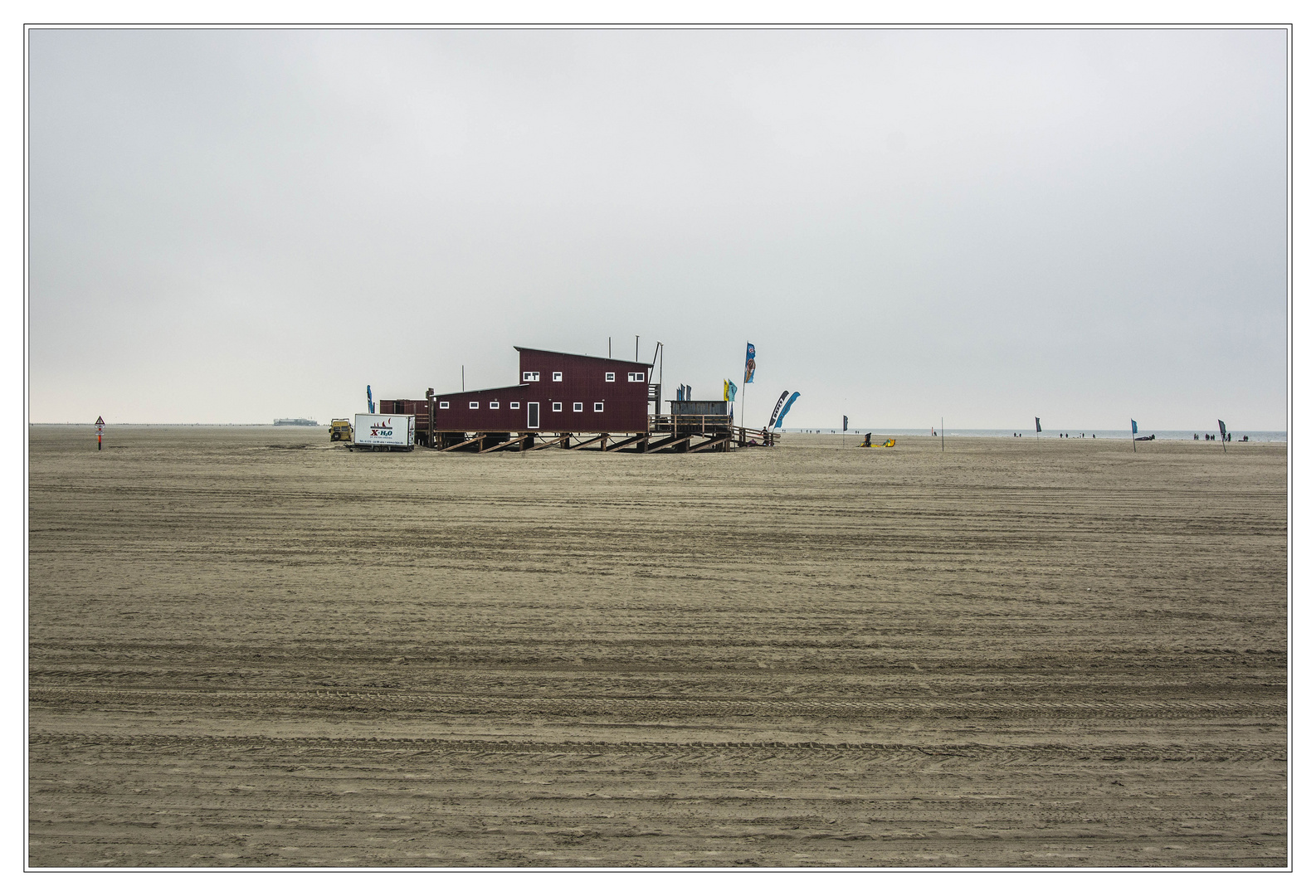 Spuren im Sand