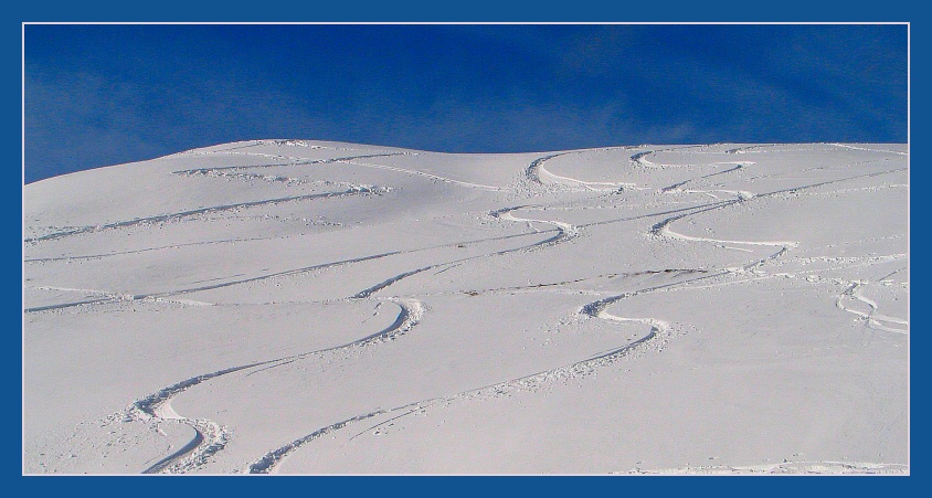 Spuren im Schnee