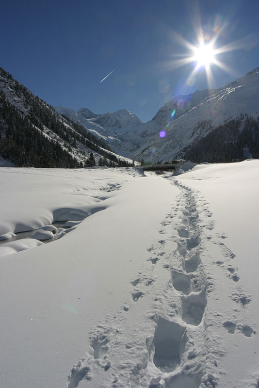 Spuren im Schnee