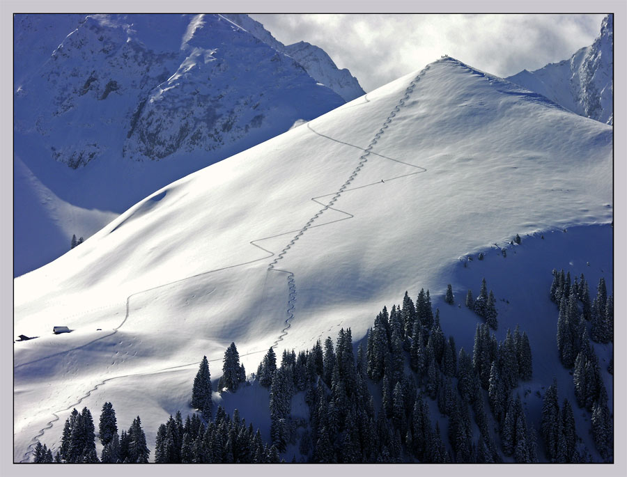 Spuren im Schnee