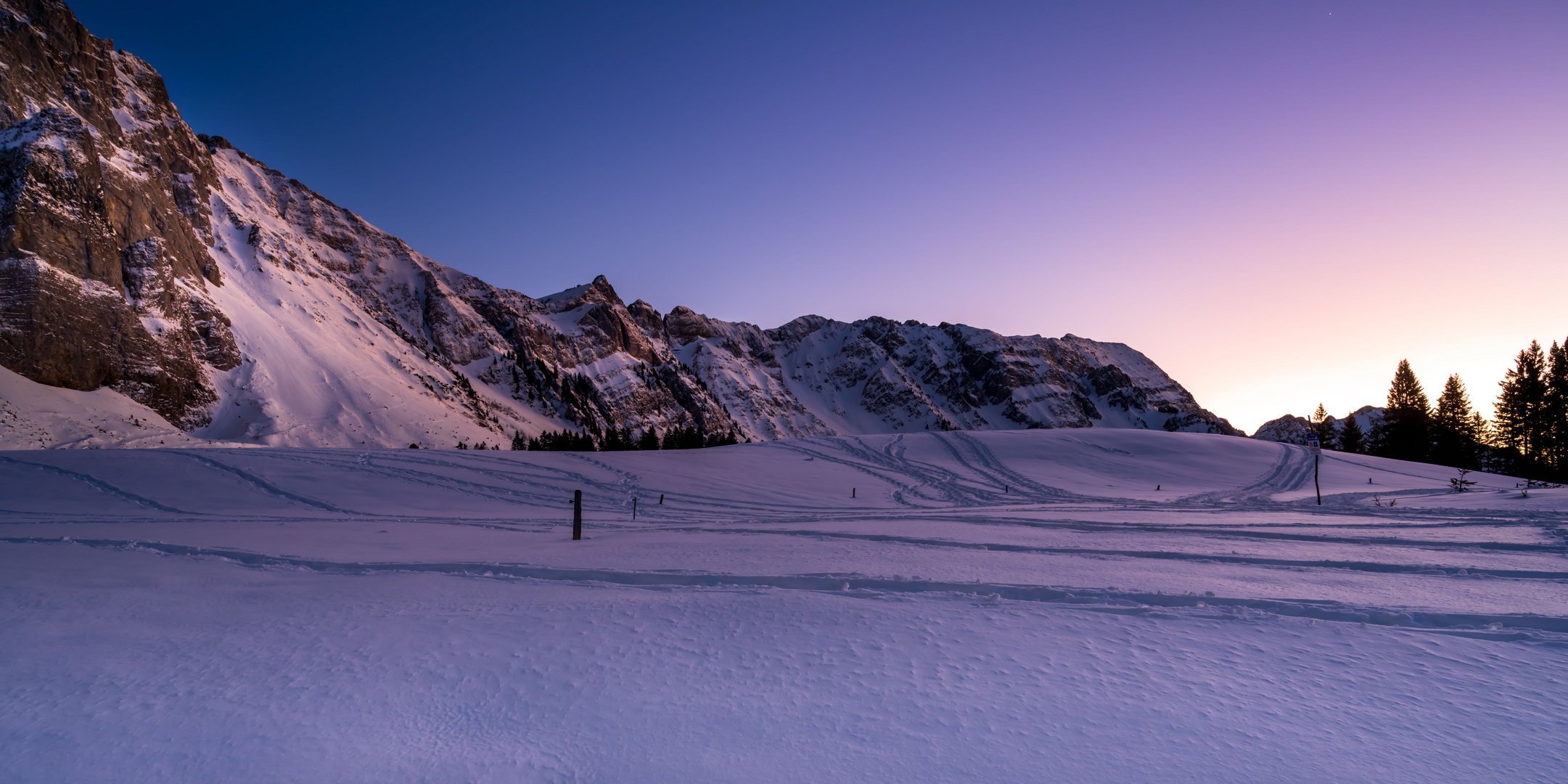 Spuren im Schnee