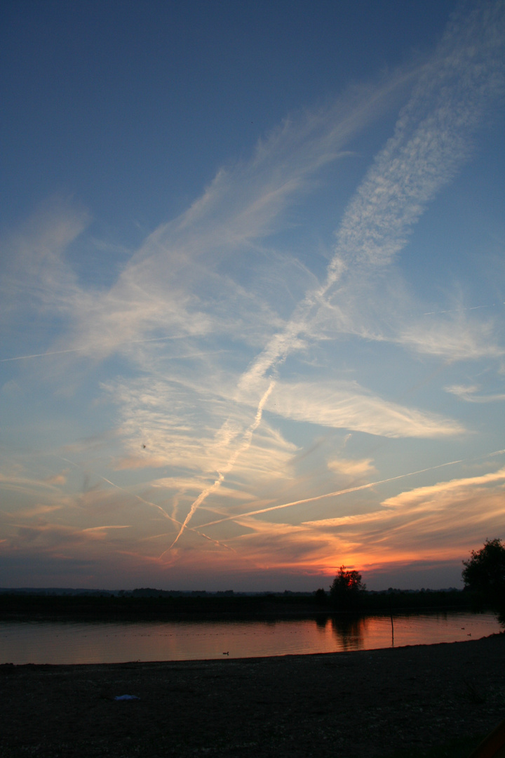 Spuren vieler Flieger