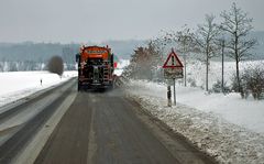 Spurrillen einebnen ....