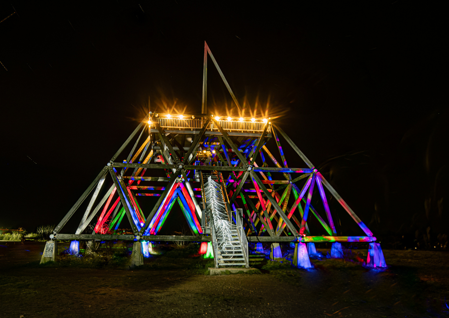 Spurwerkturm in neuem Licht