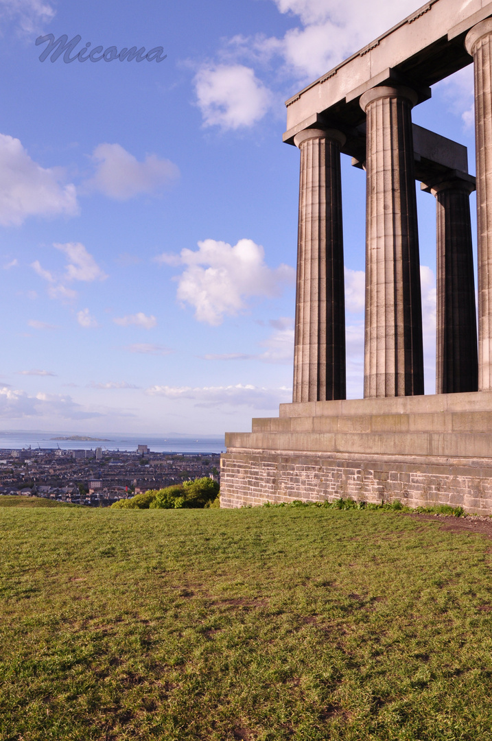 Squarcio di Edimburgo da Calton Hill