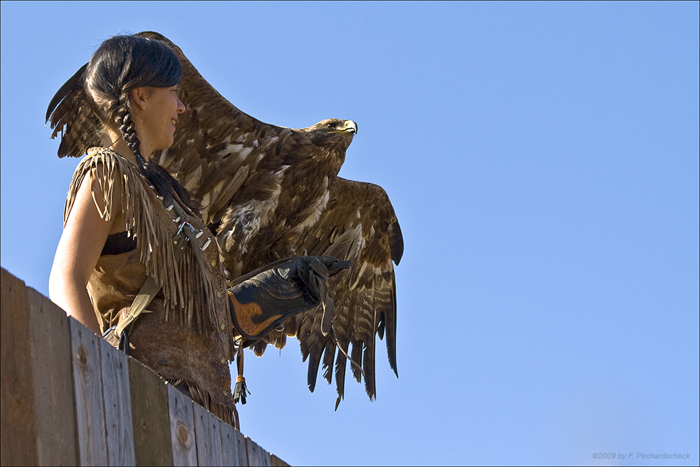 Squaw mit Steppenadler