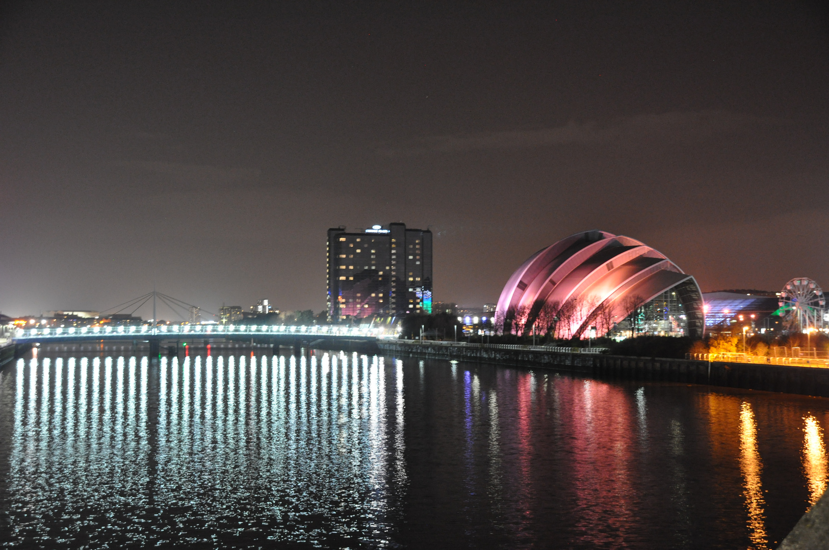 Squinty View up the Clyde