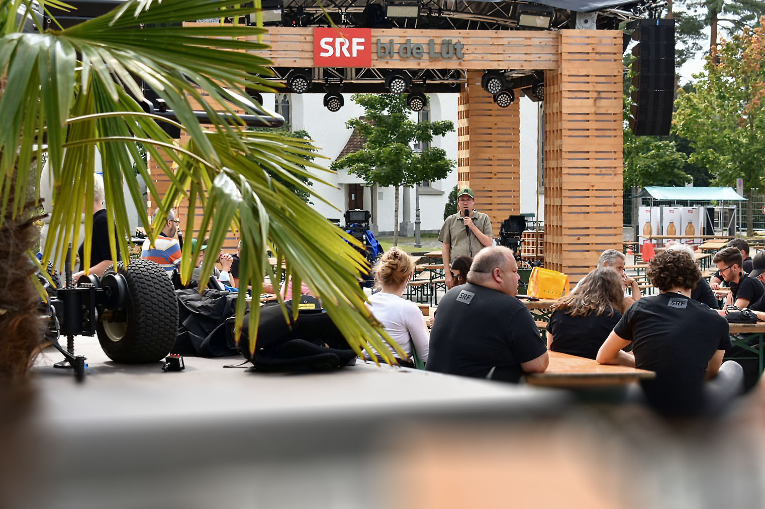 SRFbi de Lüt, Live Fernsehen