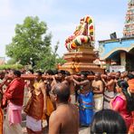   Sri-Kamadchi-Ampal-Tempel .....